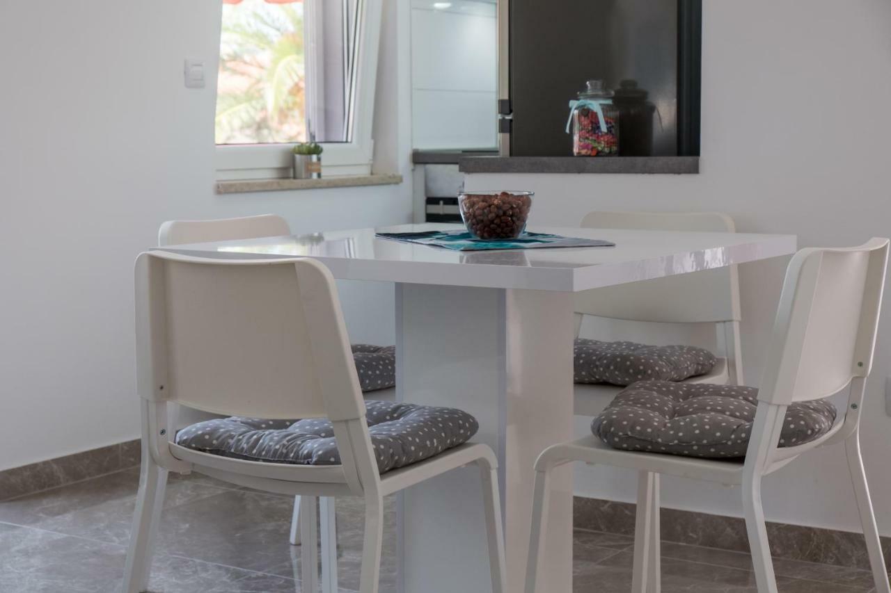 Apartman Filip Mali Lošinj Esterno foto